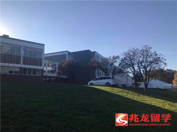 West Point Grey Academy 温哥华西点格雷学院 (7).jpg