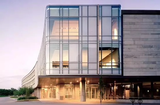 舒立克商学院 -工商管理学学士.webp.jpg