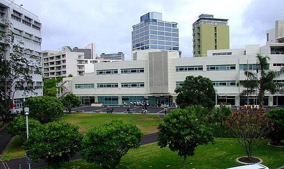 奥克兰理工大学1.jpg