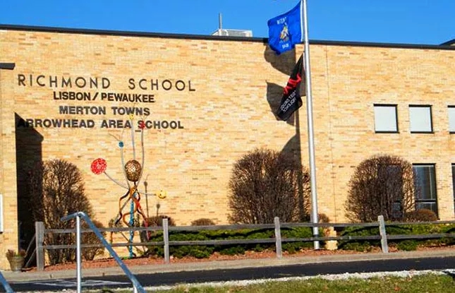 烈治文公立教育局(Richmond School District).jpg
