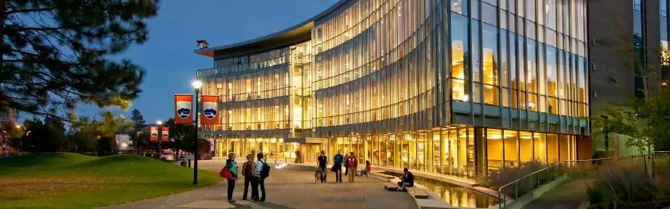 汤姆逊大学1.webp.jpg