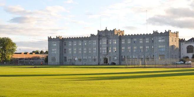 Clongowes Wood College 伍德学院.jpg